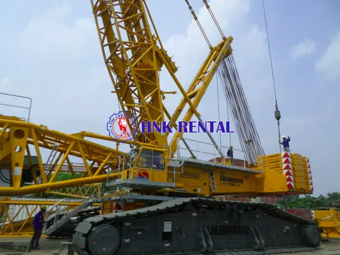  Sewa Unic Crane  pelabuhan kartini jepara